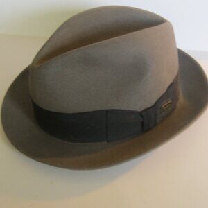 Dobbs Fifth Avenue  Wool Felt Fedora - size 7 1/2"  - Grey/Greige